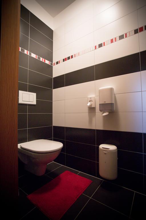As Hotel Brno Buitenkant foto